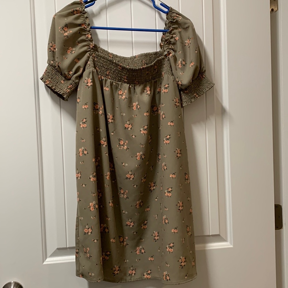 Forever 21 Knee Length Dress Off the Shoulder